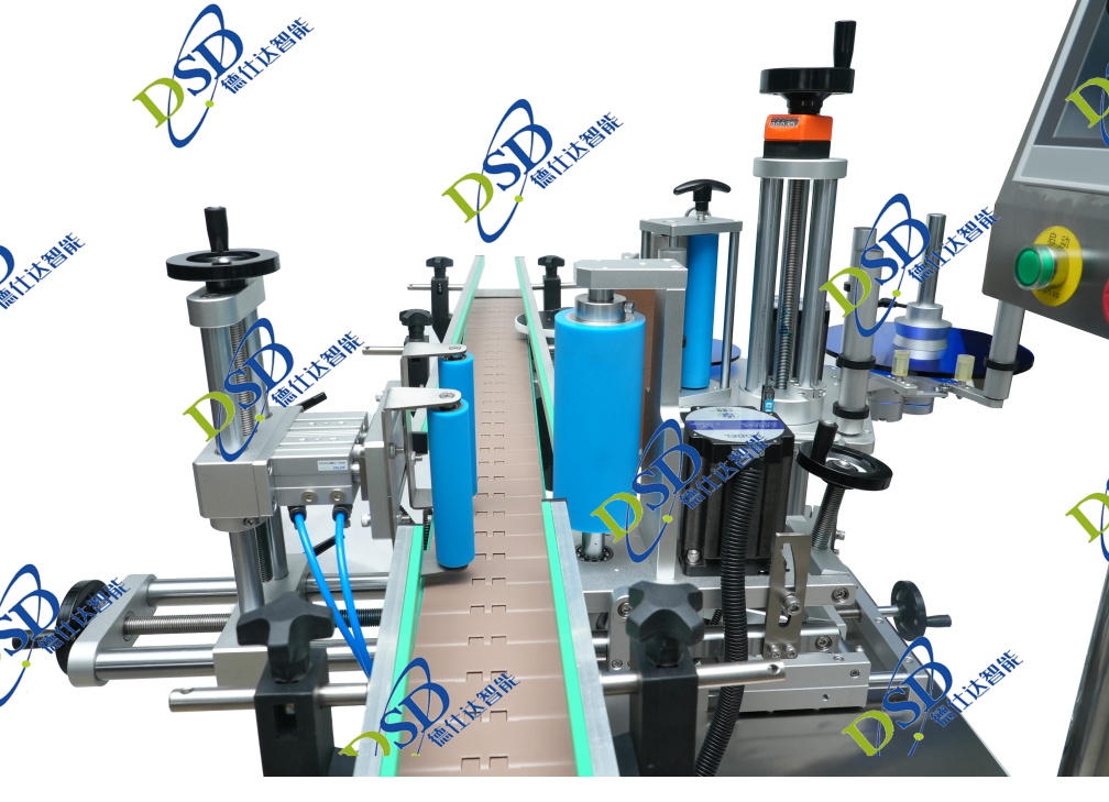 德仕达自动化圆瓶贴标机